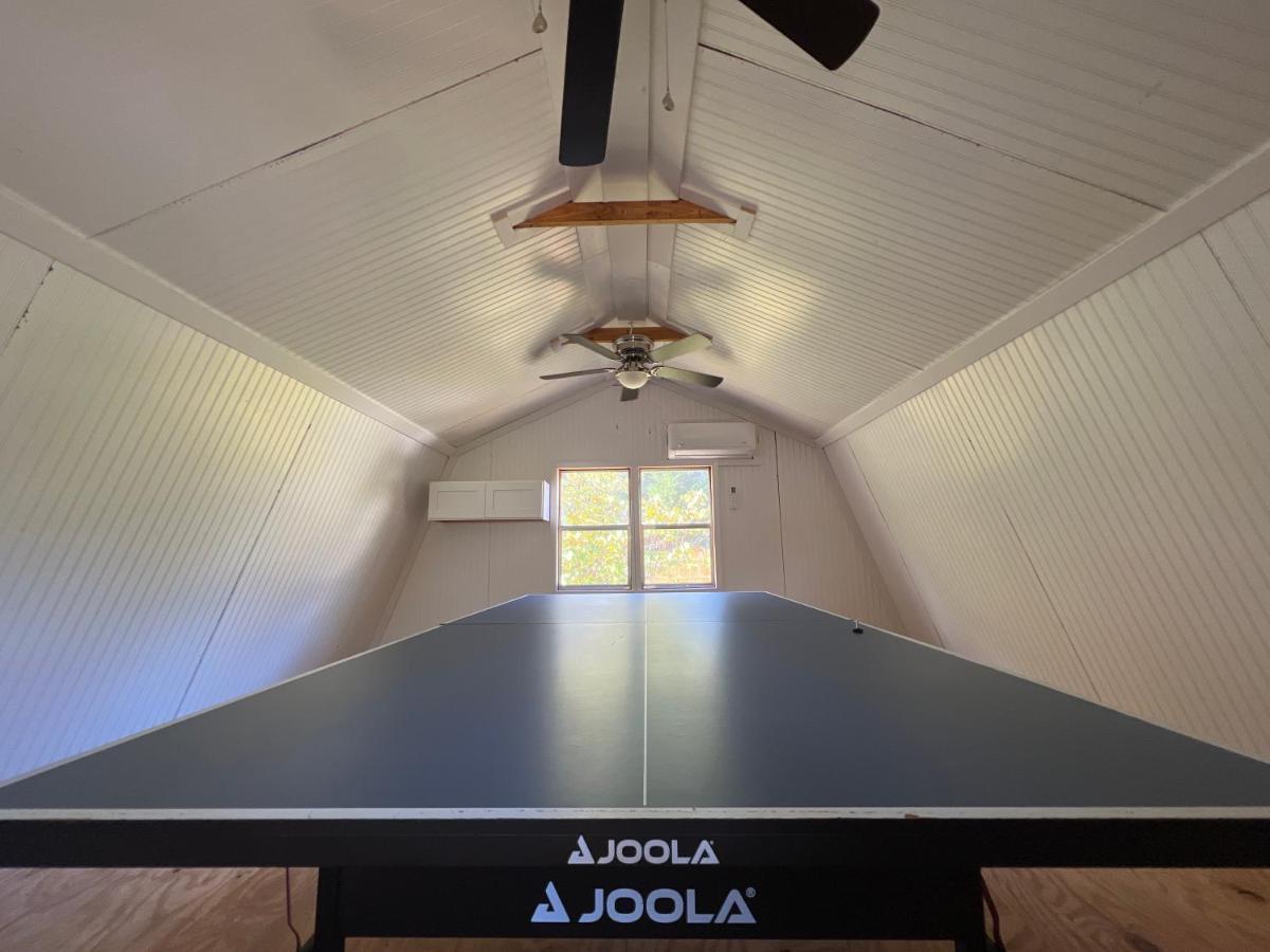 5Br 4B Huge Space With 2 Level Game Barn غرينفيل المظهر الخارجي الصورة